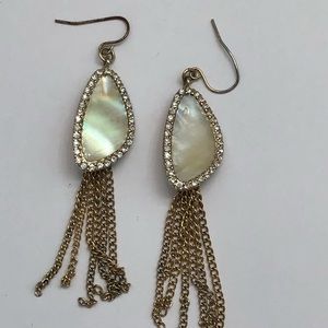 Gold tassel pearl mother of earrings